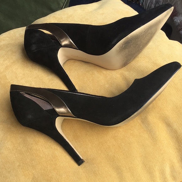 Suede heels - Picture 3 of 6